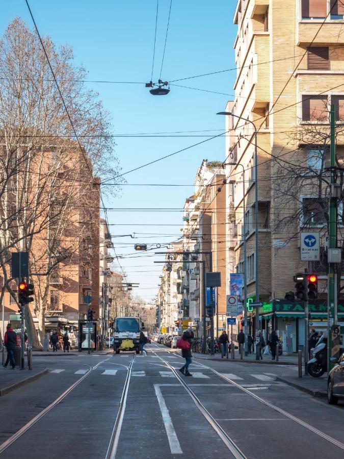The Best Rent - Studio Nearby Sant'Agostino Metro Милано Екстериор снимка