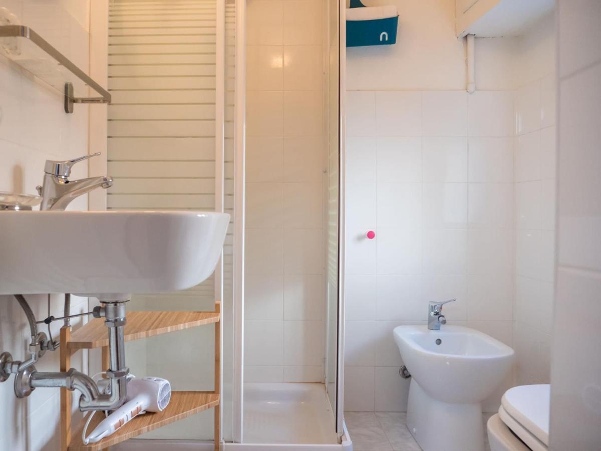 The Best Rent - Studio Nearby Sant'Agostino Metro Милано Екстериор снимка