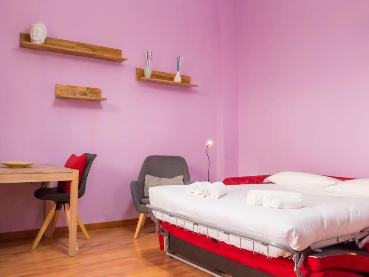The Best Rent - Studio Nearby Sant'Agostino Metro Милано Екстериор снимка